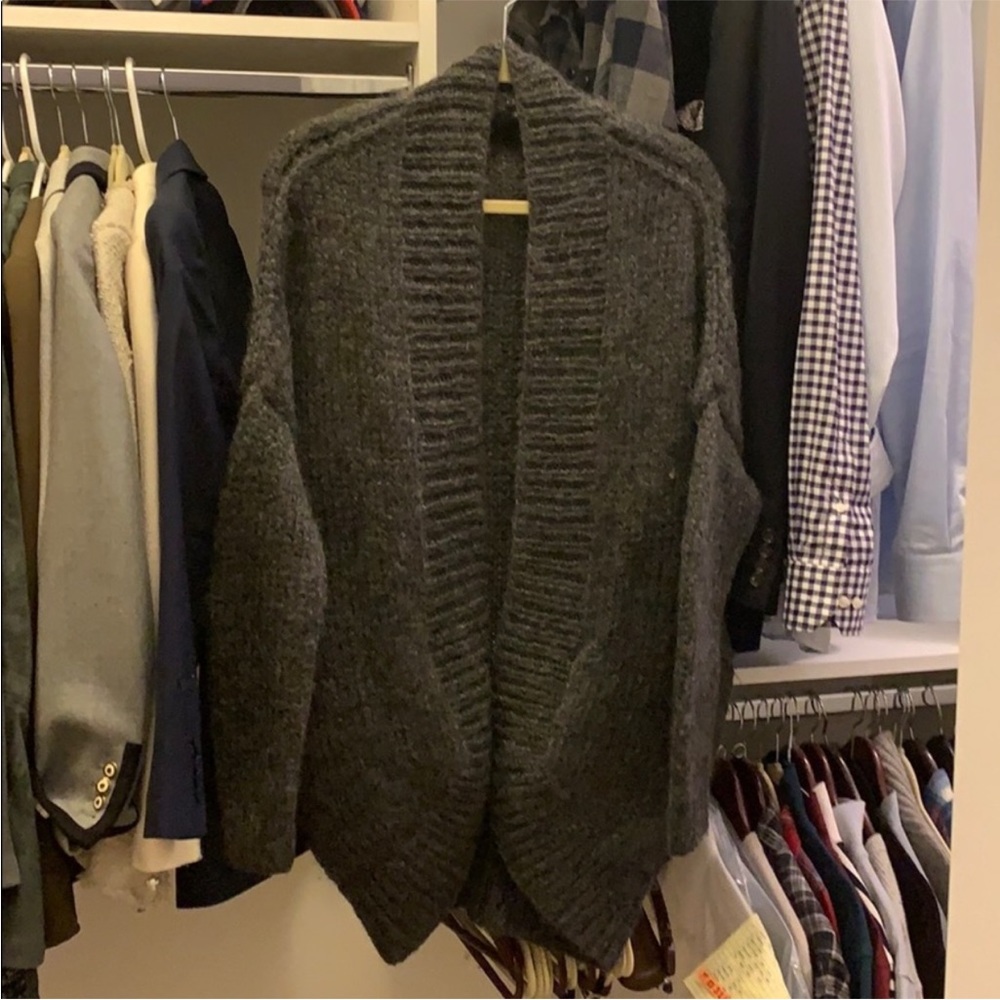 Theory Cocoon sweater cardigan with pockets